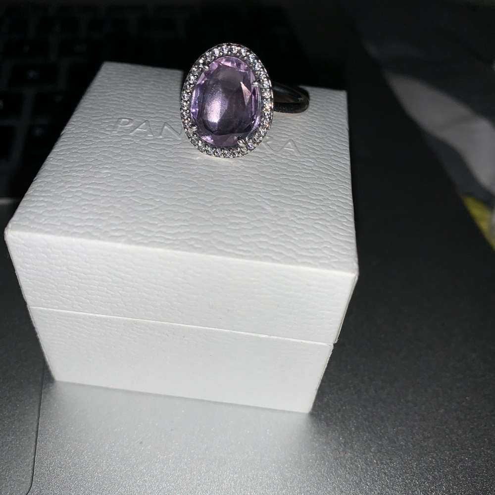 Pandora ring